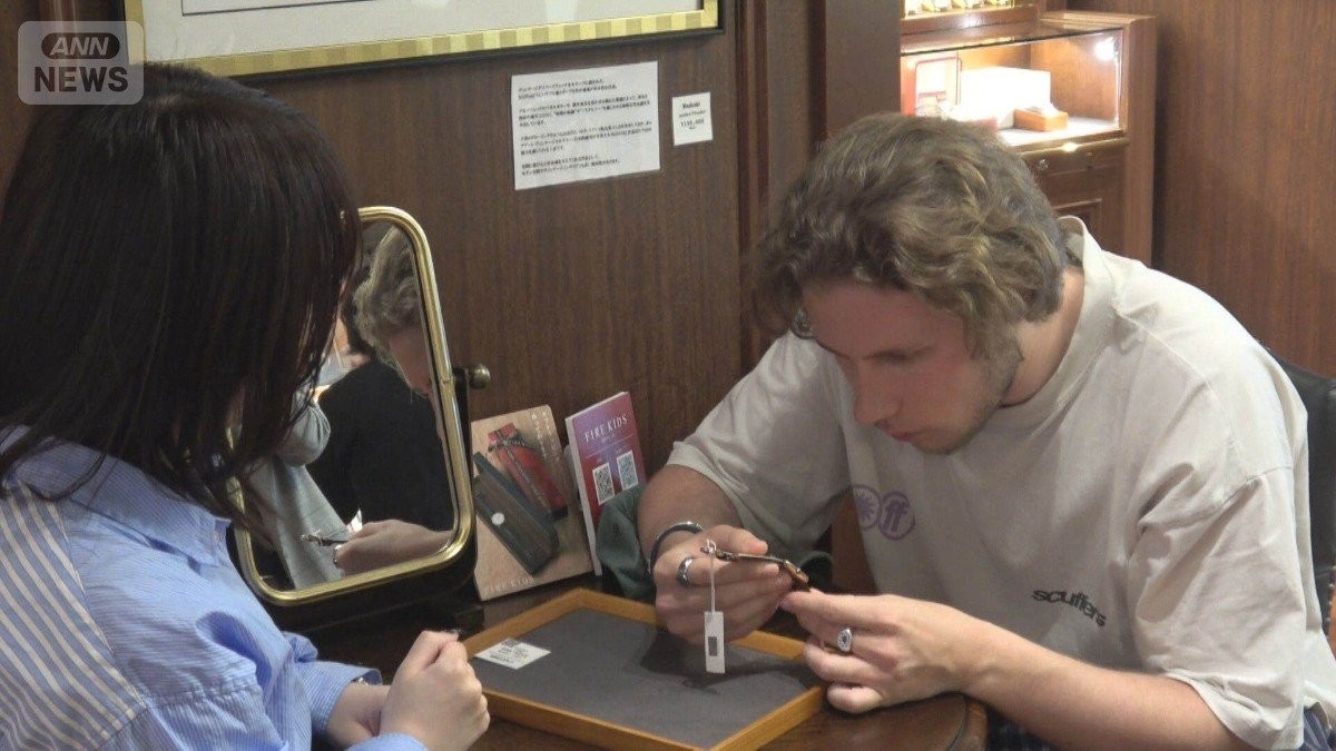外国人客が中古時計店に殺到　日本製の品質に魅了され　セイコーずば抜けて人気
