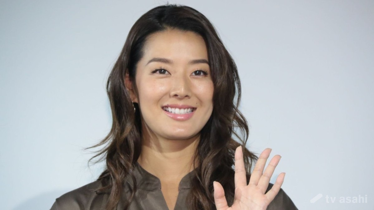 すみれ、石田純一＆いしだ壱成とのバースデー“家族3ショット”を公開！
