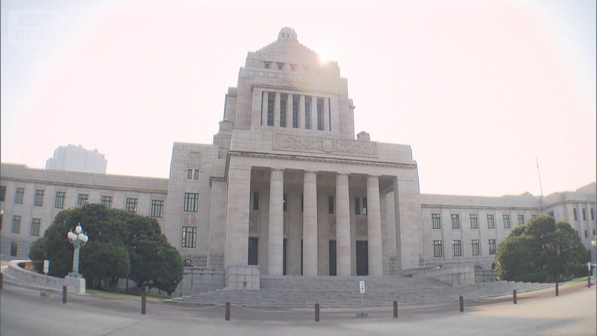 内閣支持率低下し5割切る　自民内ざわつく 高市氏は閉会後の審議に出席