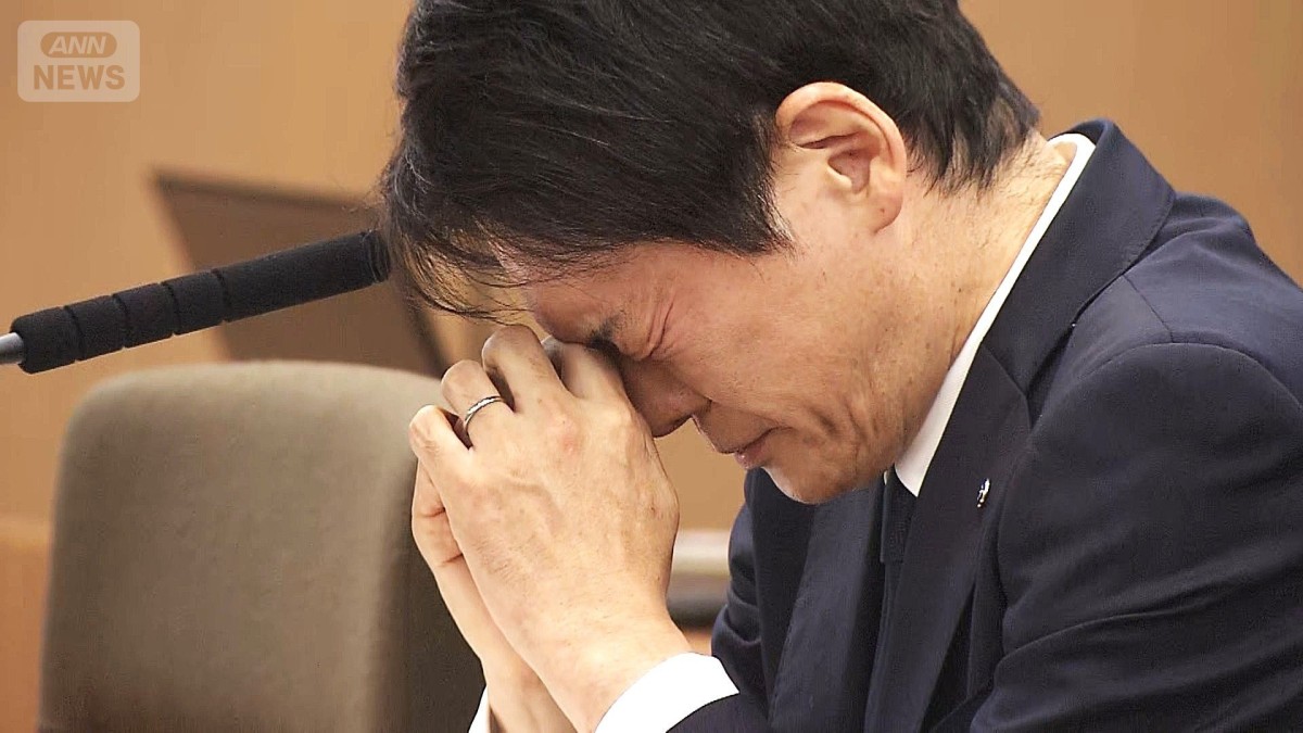 【経緯まとめ】涙も…山中 横浜市長が議会で陳謝 「あってはならない行為」　パワハラ認定　「人間のクズ」「切腹」発言　“組織全体が極度に萎縮”　告発男性「ここまで断罪された市町村長がいたのか」