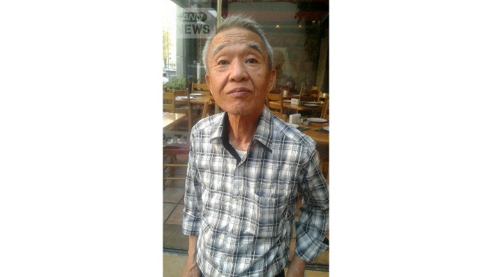 支援者の目を盗んで撮影した１枚