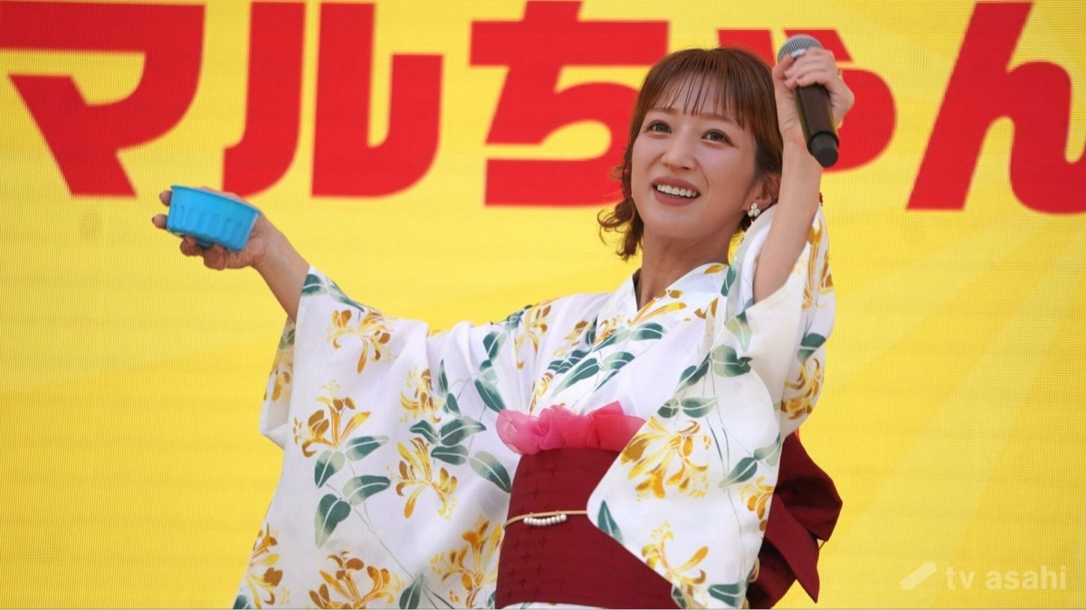 辻希美がスーパーボールすくいに挑戦「コツはいかに水をすくわないか！」大量のボールをゲット