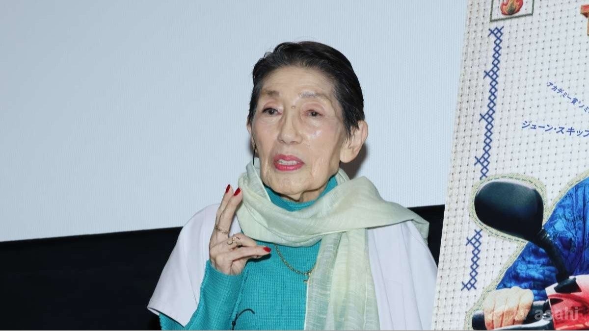 東海林のり子さん、ミッチーを祝福