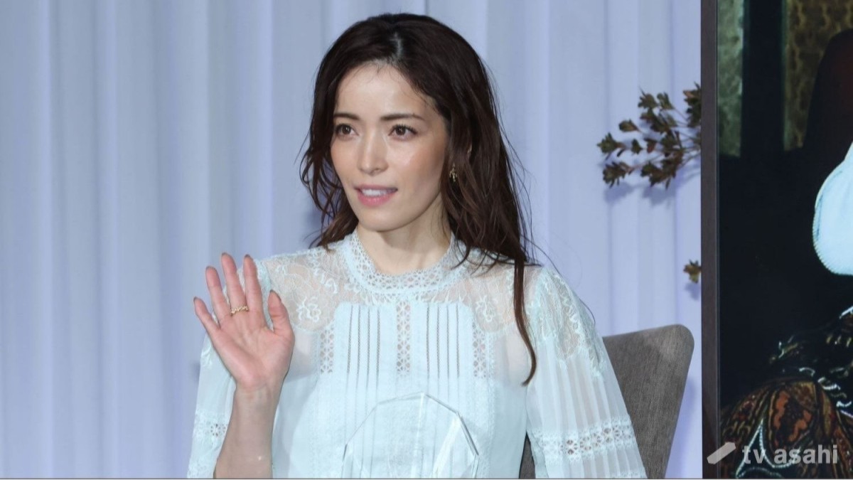 知念里奈、長男が名門バレエ団に入団「今まで以上に遠くなりましたが、彼にたくさんのハッピーとラッキーがあるよう祈ります」