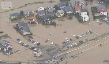 【情報まとめ】千葉豪雨　車内“閉じ込め”などで10人死亡　駅一帯が冠水、住宅に浸水も…影響続く　道路や鉄道の復旧めどは