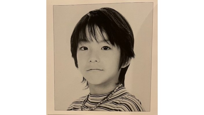 8歳・事務所提供