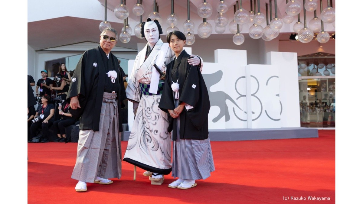 市川團十郎、新之助＆三池崇史監督とベネチア国際映画祭のレッドカーペットに登場！