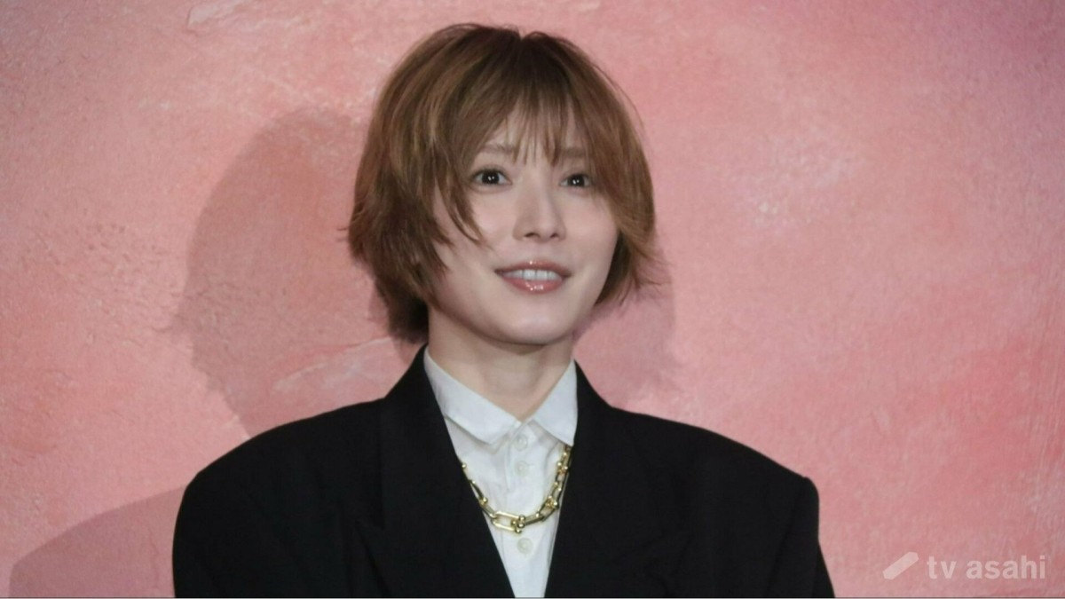 松岡茉優、“顔が似ている”と言われる女優と親子役！「うれしくしております」